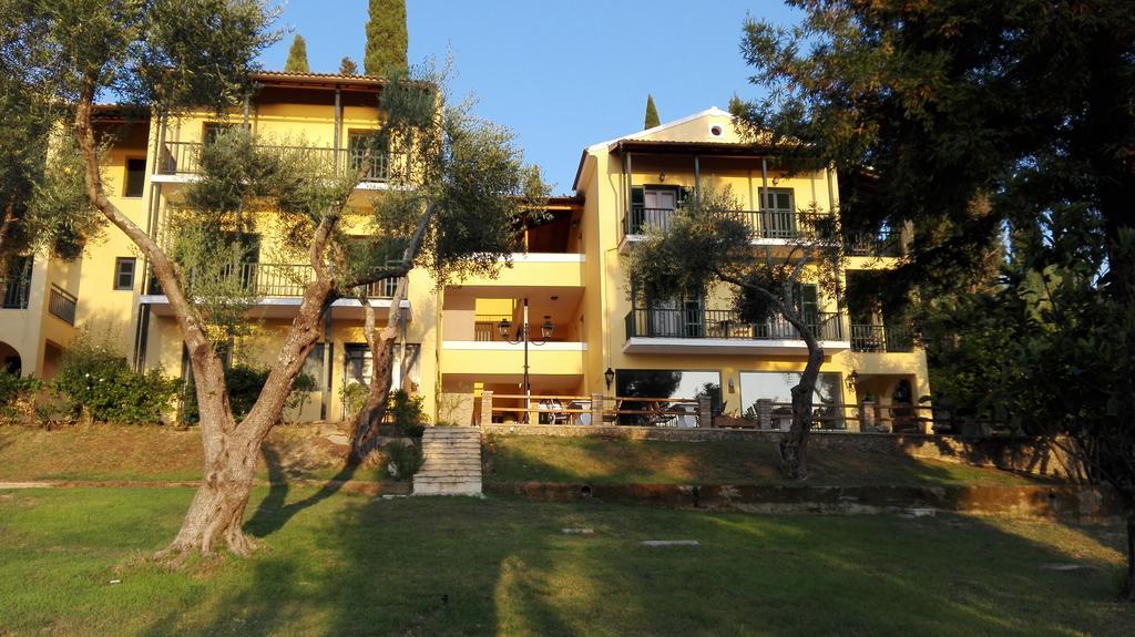 Intermezzo Apartment Kontokali Exterior photo
